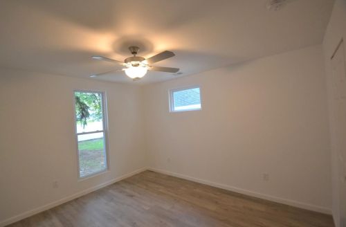 353 Morgan Blvd, Valpo IN  46383-5881 exterior