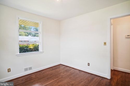 10106 Portland Pl, Silver Spring MD 20901-2117 exterior