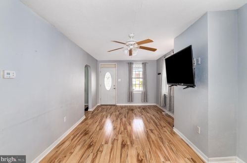 309 Walnut St, Hanover PA  17331-2537 exterior