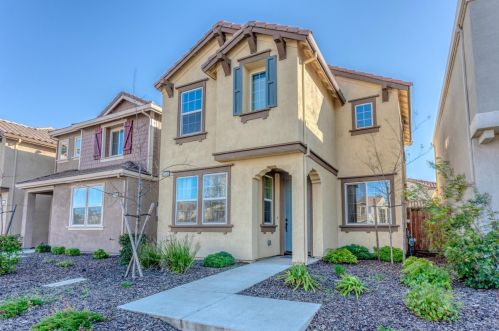 11062 International Dr, Rancho Cordova, CA 95670