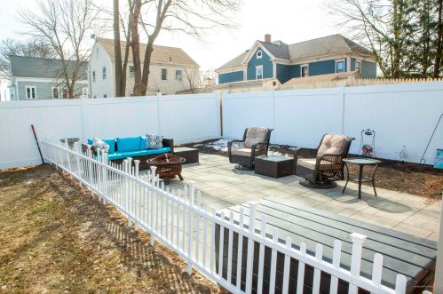 89 Green St, Biddeford, ME 04005-3139