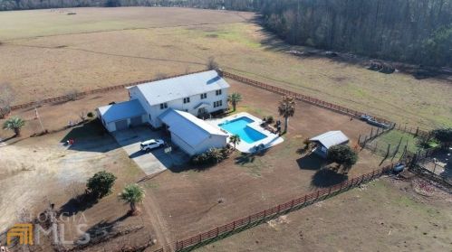 2368 Ogeechee Rd, Hiltonia, GA 30467-6604