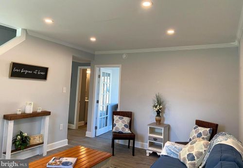 310 Stevens Ave, Arnold MD 21012-1547 exterior