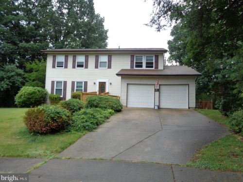 2490 Fraser Ct, Woodbridge, VA 22191-4307