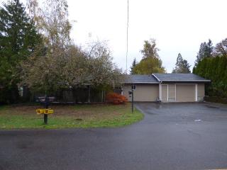 8055 Oak St, Portland, OR 97223-8825