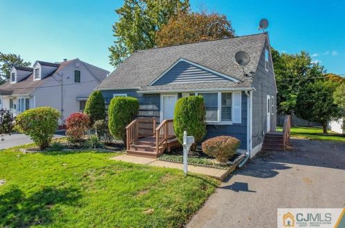12 Jones Pl, Edison NJ  08817-3518 exterior
