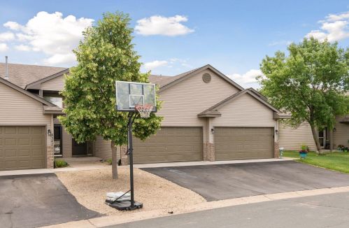 8340 Parkview Ave, Otsego, MN 55330-4588