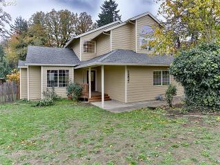 14837 Rupert Dr, Portland OR  97267-2701 exterior
