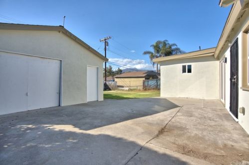 239 Pasadena Ave, Irwindale CA 91702 exterior
