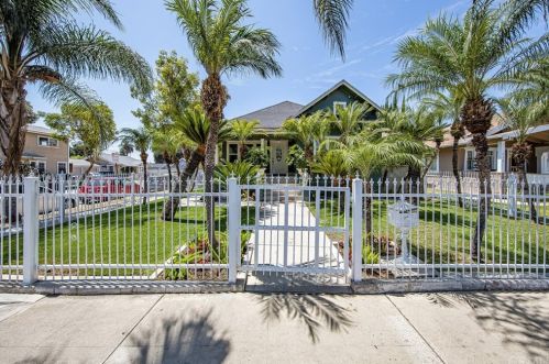 442 Broadway, Santa Ana, CA 92701-7821