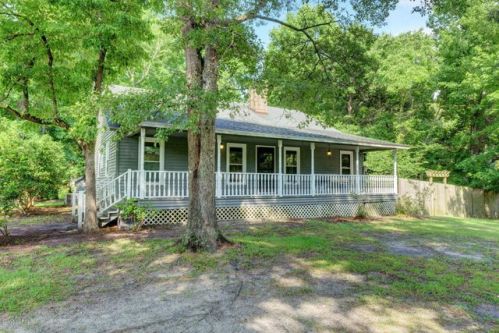 317 Creekview Dr, Hampstead, NC 28443-2139