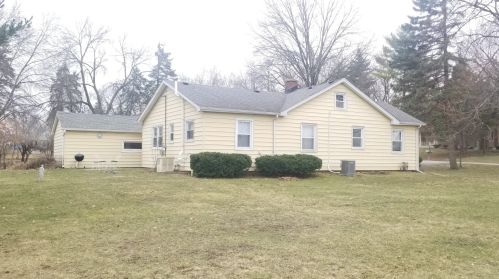 7209 Hamilton Ave, Willowbrook IL  60527-6940 exterior