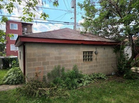 8836 Harper Ave, Chicago IL  60619-7106 exterior