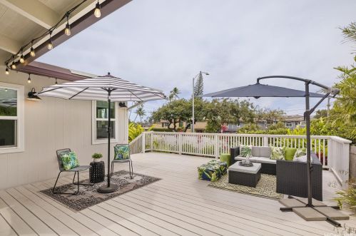 5009 Poola St, Honolulu HI  96821-1533 exterior