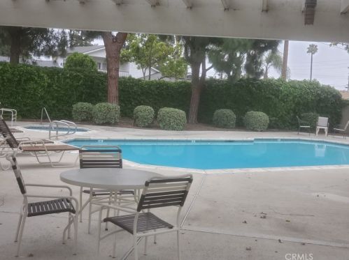 181 Ponderosa Ln, Anaheim, CA 92802-4966