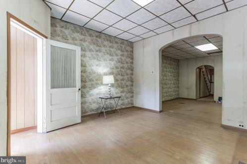 812 Front St, Philadelphia PA 19106-3019 exterior