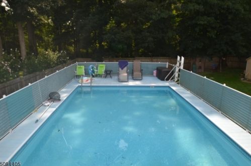 169 College View Dr, Hackettstown NJ  07840-1020 exterior