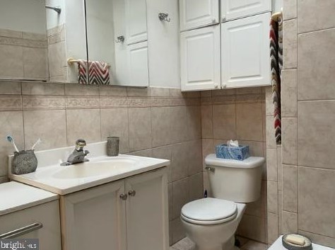 6737 Lynford St, Philadelphia PA 19149-2127 exterior