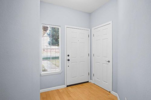 3675 Colorado Ave, Turlock CA  95382-8112 exterior