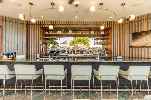 2139 Kuhio Ave, Honolulu HI  96815-2378 exterior