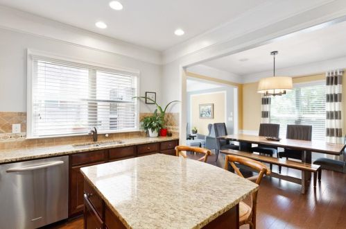 3261 Ferncliff Ln, Atlanta GA  30324-2569 exterior
