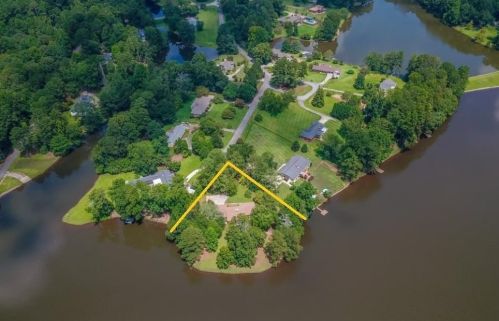 25 Magnolia Dr, Newnan, GA 30263-3129