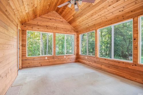 55384 Falling Water Dr, Elkhart IN  46514-0074 exterior