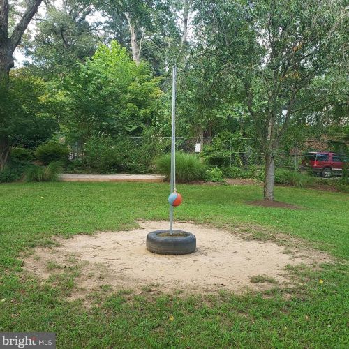 583 Jumpers Hole Rd, Severna Park MD  21146-2637 exterior