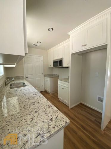 106 Pine Corner Dr, Dahlonega, GA 30533-8004