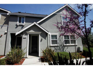 118 Caroline Ln, Gilroy, CA 95020-5257