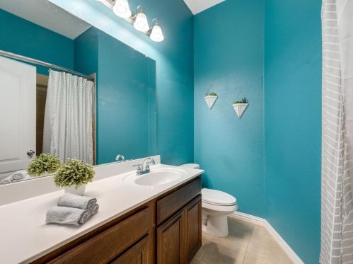 8632 Running River Ln, Fort Worth TX  76131-3380 exterior