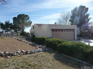 14423 Helm Ct, Helendale, CA 92342-7705