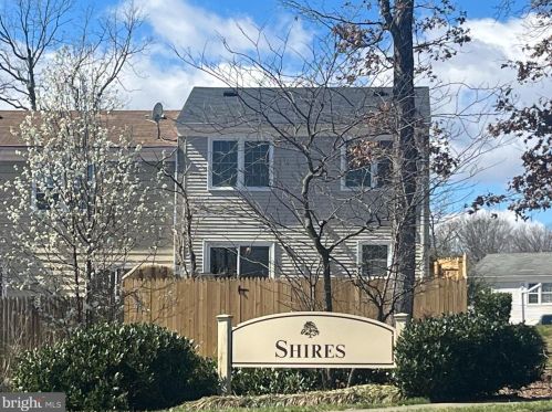 12301 Woodlawn Ct, Woodbridge, VA 22192-1920