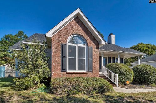 182 Wrenwood Dr, Lexington, SC 29073-8965