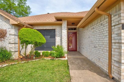3912 Blue Pond Cir, Fort Worth TX  76123-1342 exterior