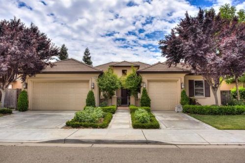 2222 Jordan Ave, Clovis, CA 93611-8187
