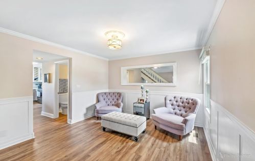 1151 Bradbury Cir, Carol Stream IL  60188-3903 exterior