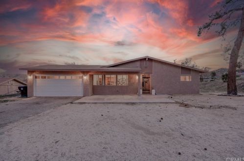 49115 Hibiscus Dr, Morongo Valley, CA 92256-9743