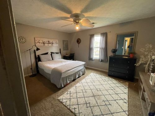 5444 Barrwyn Dr, Rex GA 30273-1396 exterior