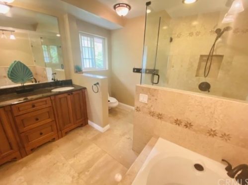 990 25 St, Upland CA 91784-1006 exterior