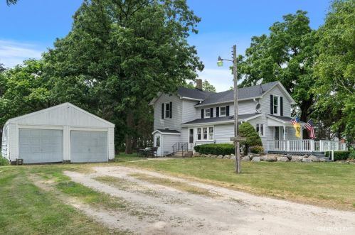 11635 Rimsnider Rd, Hinckley, IL 60520-6115