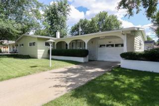 1519 Garfield St, Davenport IA  52803-2243 exterior