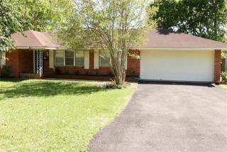 8915 Blankenship Dr, Houston TX  77080-3002 exterior