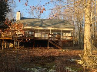 294 Jackson Point Rd, Sewanee, TN 37375-6060