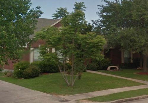 2606 Briarglen Dr, Pearland, TX 77581-6381
