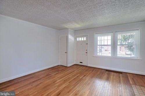 446 Ross St, Lancaster PA  17602-1944 exterior