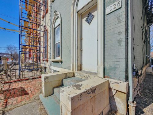 1026 Dayton St, Cincinnati, OH 45214-2140