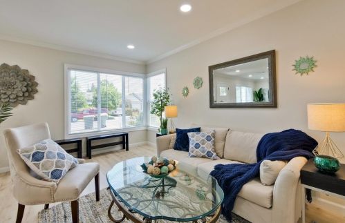 1053 Douglas Ct, San Leandro CA  94577-1469 exterior