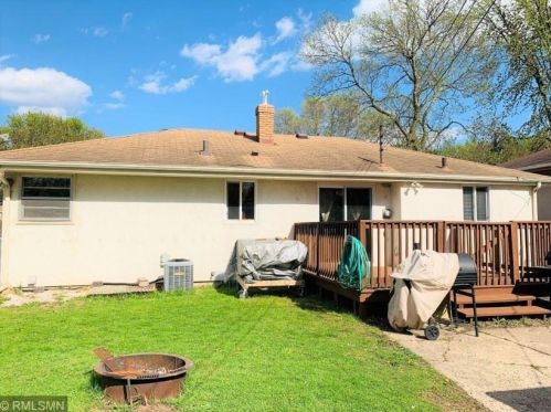 1419 Clarence St, Saint Paul MN  55106-2063 exterior