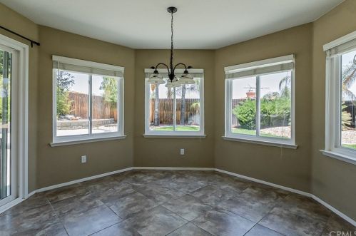 20520 Bloomfield Rd, Riverside CA  92508-2916 exterior